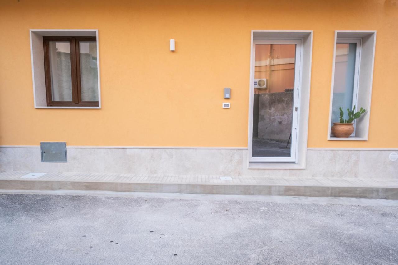 Risorgimento Apartment Авола Экстерьер фото